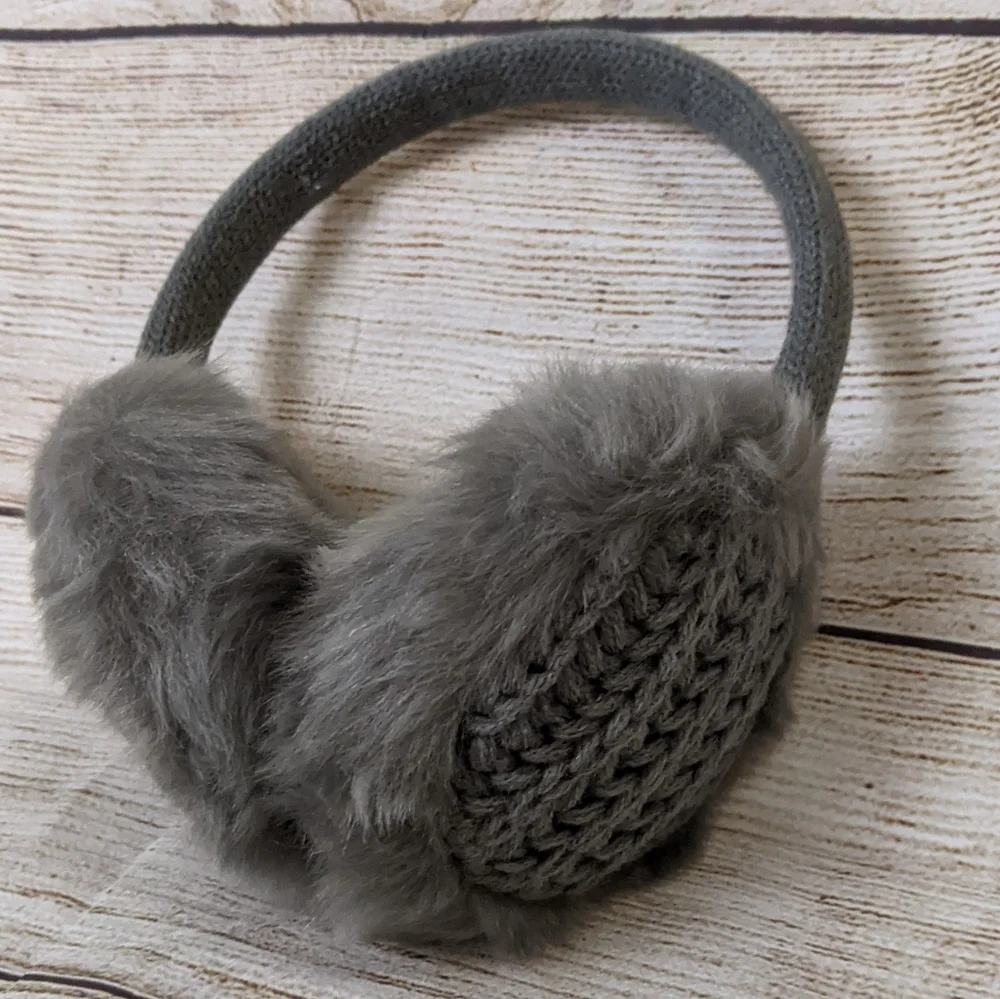 NWOT 3 Kids Ear Muffs